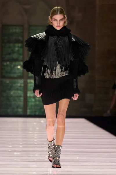 Look 39